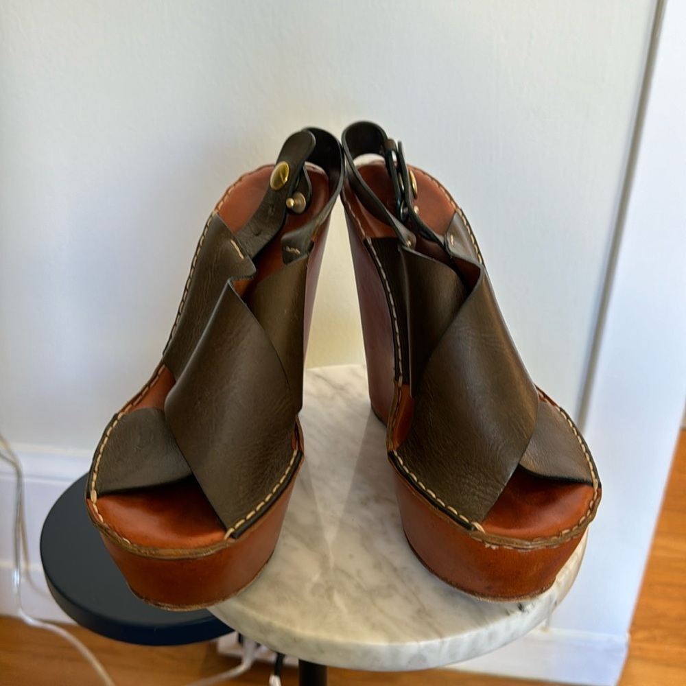 Chloe Leather Platform Wedge - Olive/Tan - size: 39.5, 5” tall